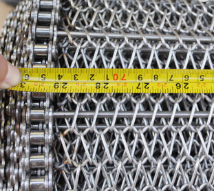 0.5mm-4mmは螺線形SSのパン屋のトンネル オーブンのための金網のベルト・コンベヤーをバランスをとった