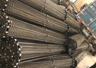 316のステンレス鋼のダイヤモンドの形の金属の網3.4の拡大された金属の木ずりのコンベヤー ベルト